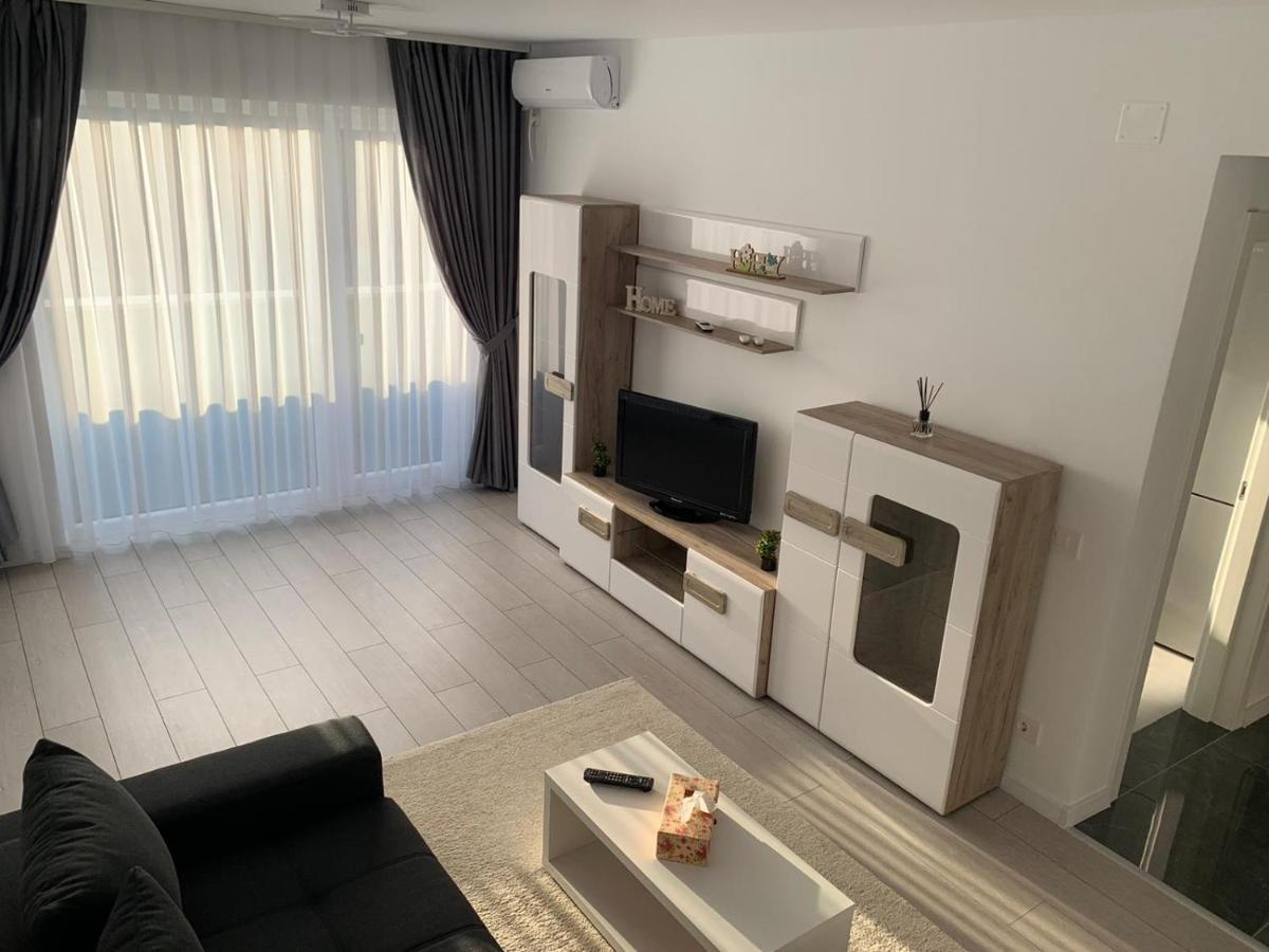 Apartament 2 Camere Prima Nufaru Oradea Extérieur photo